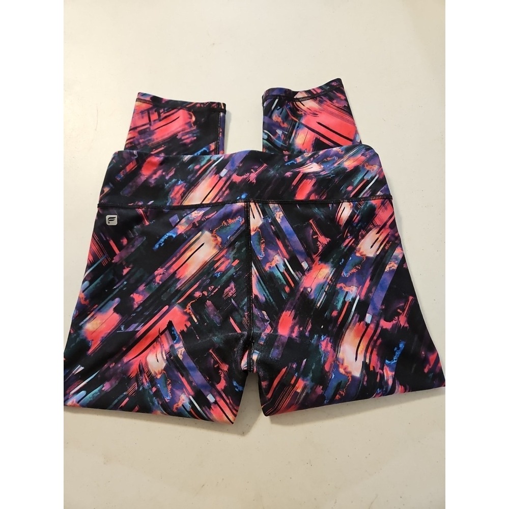 Fabletics Black Multicolor‎ Athletic Workout Leggings Capri Pants Size M (A1225